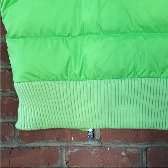 Tommy Hilfiger Green Puffer Vest - Picture 10 of 16